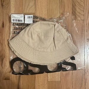 NWT Light Camel Bucket Hat
